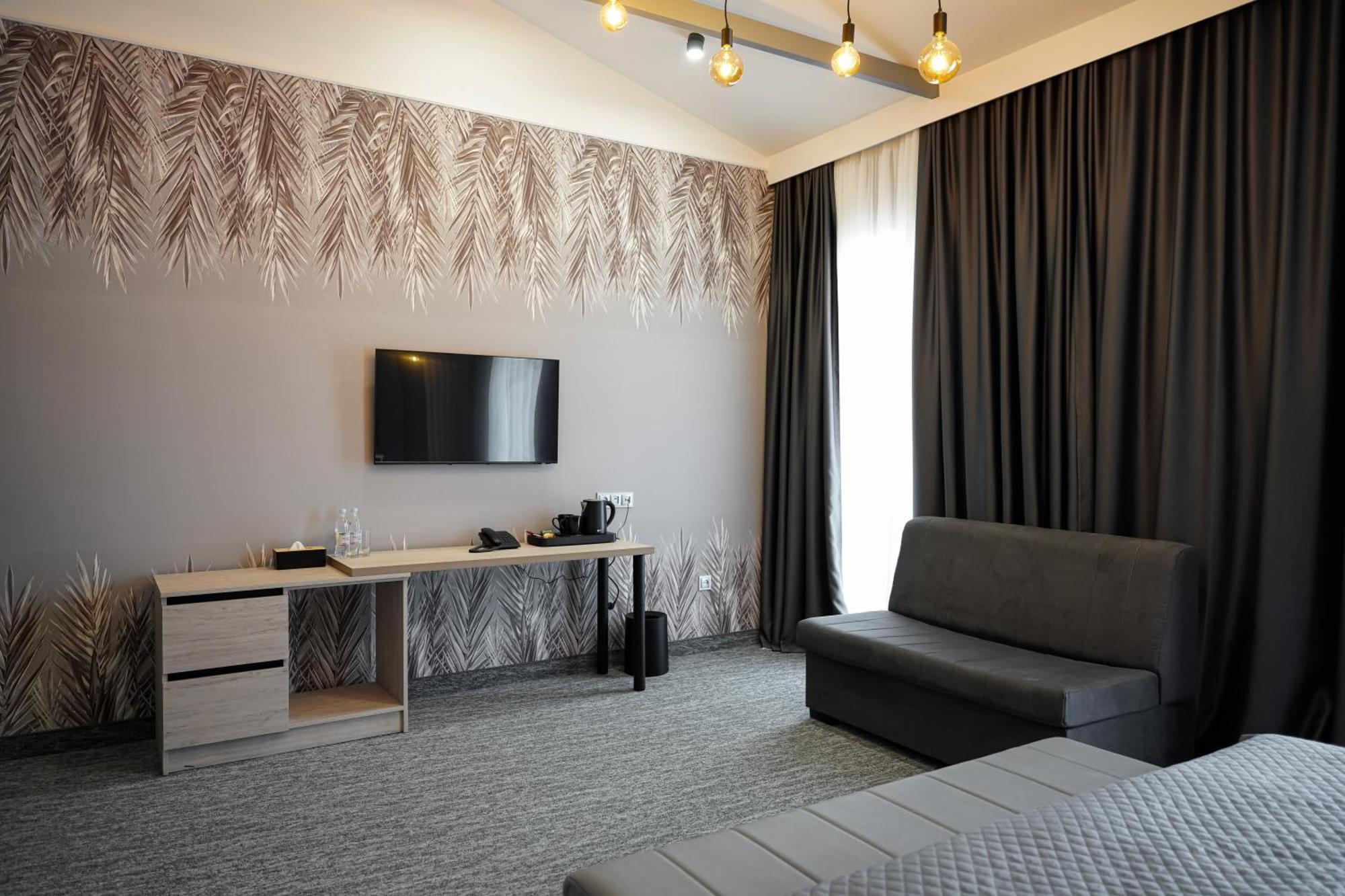 Dynasty Hotel & Spa Erivan Exterior foto
