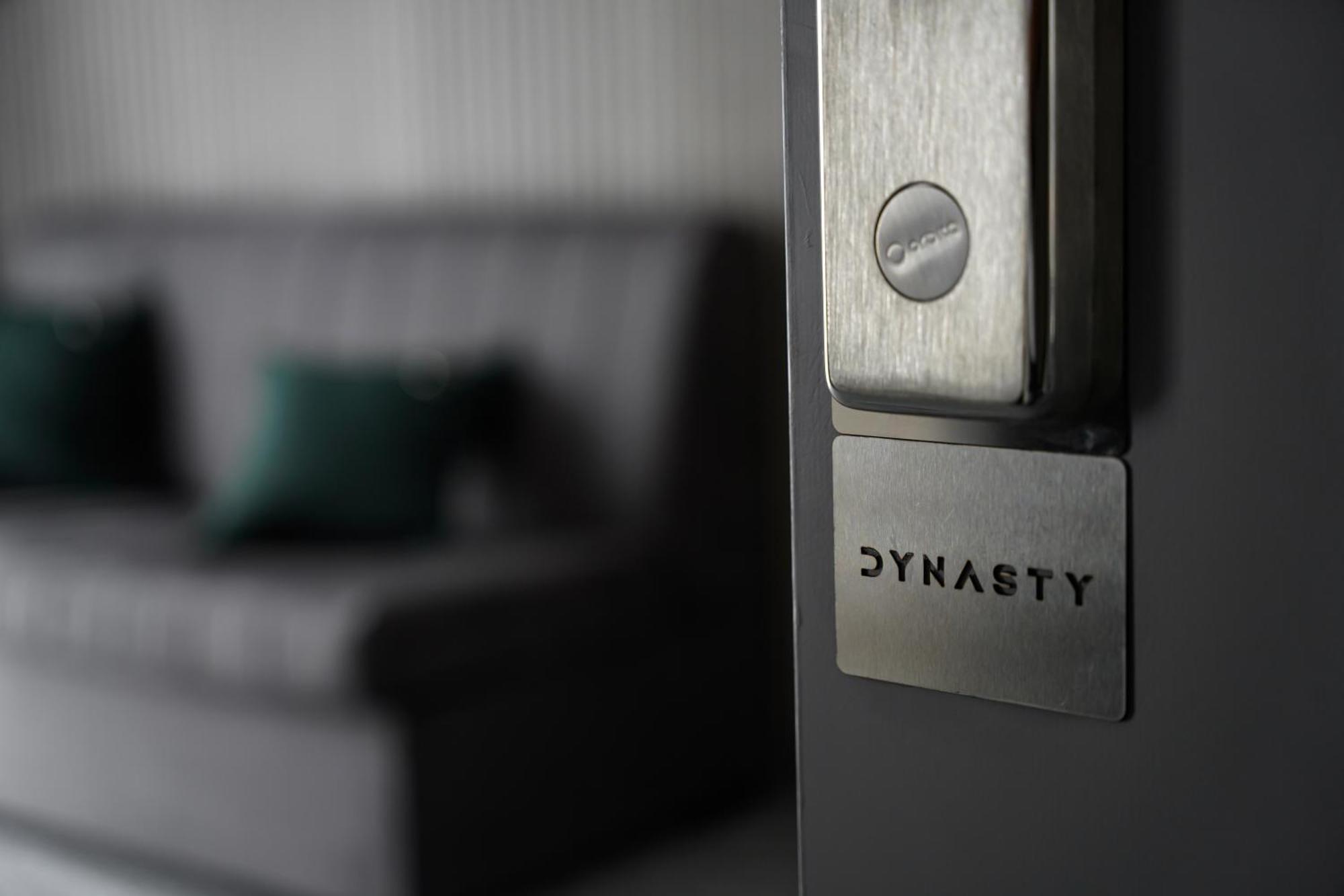 Dynasty Hotel & Spa Erivan Exterior foto
